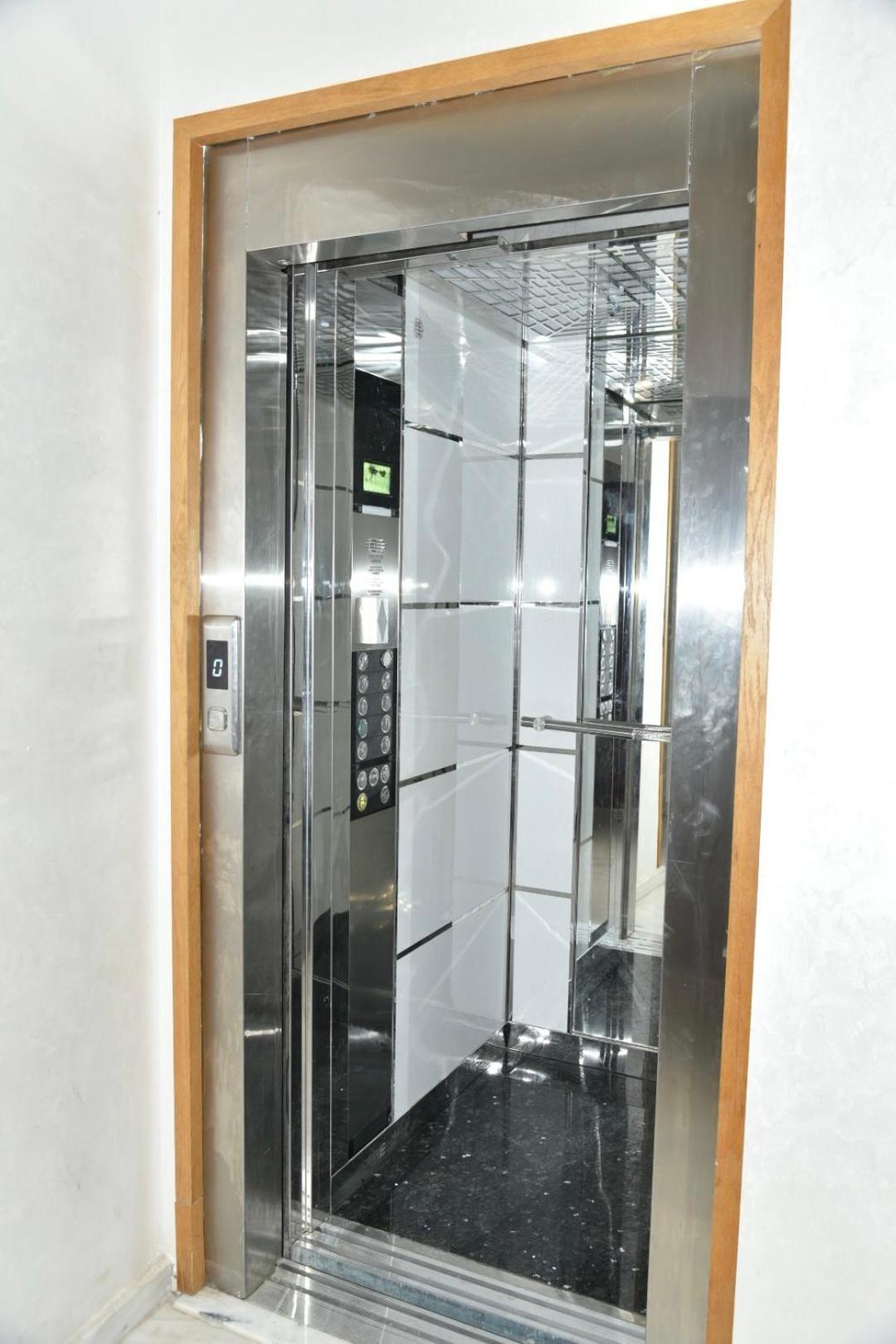 Bright 3-Br In Heart Of Kenitra-Perfect Summer Stay With Parking! Экстерьер фото
