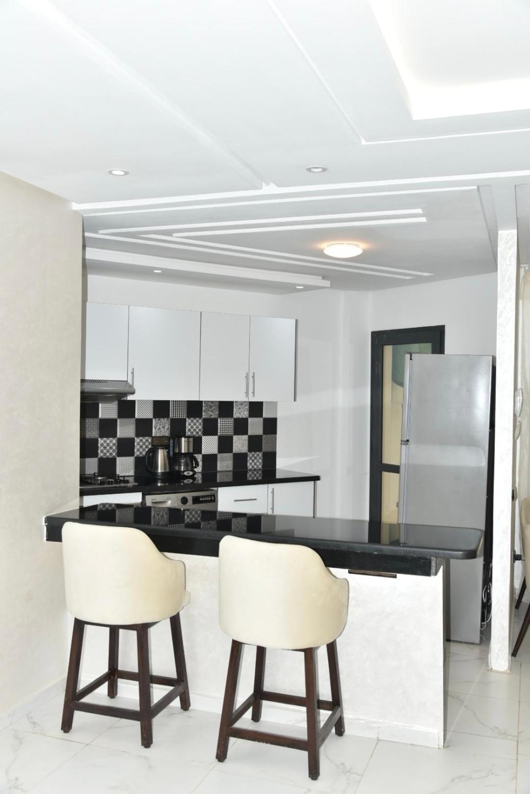 Bright 3-Br In Heart Of Kenitra-Perfect Summer Stay With Parking! Экстерьер фото